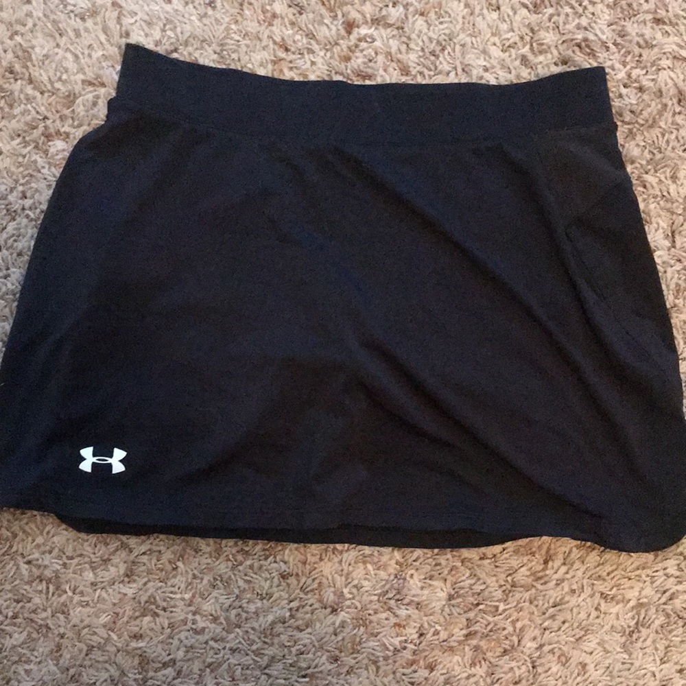 Black under armour skort golf skort